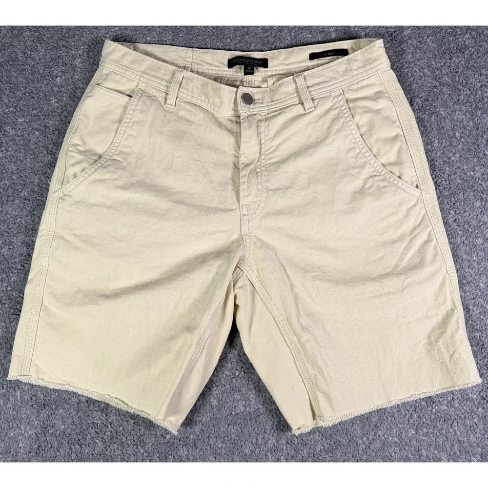 Banana Republic Men's Mill Valley Surplus 8